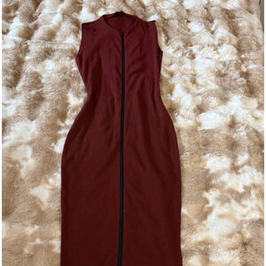 Elegant Sleeveless Burgundy Dress
